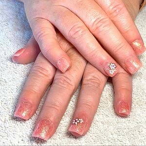 Flower Girl press on set